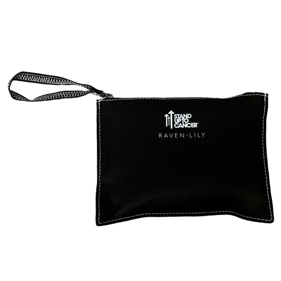 American Airlines Business Class stylish canvas pouch with travel amenity kit. - Picture 3 of 7